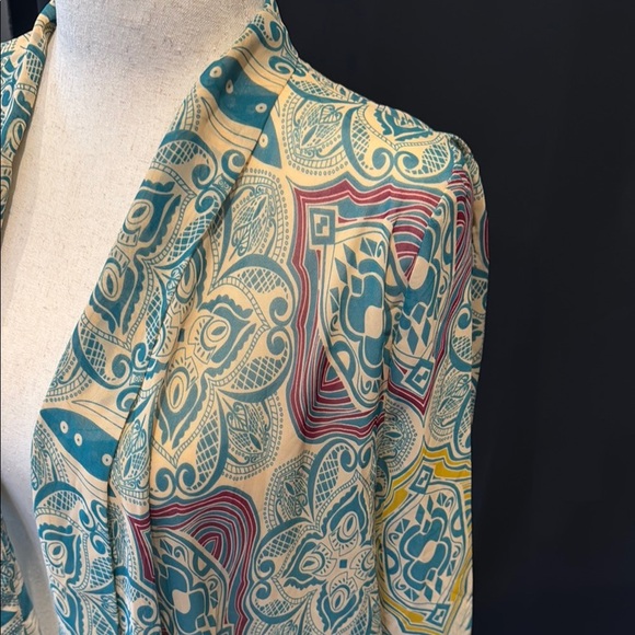 Love, Zoe Patterned Open Front Women's Wrap, size Medium - Picture 4 of 8